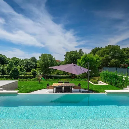 Cascada By Interhome *