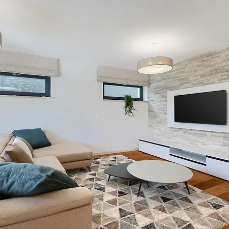 Cascada By Interhome Апартаменты *