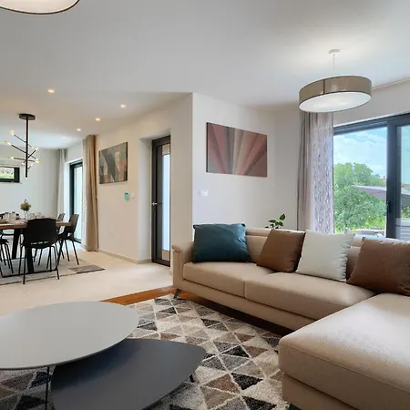 Cascada By Interhome * Muntic