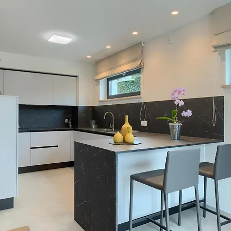 Cascada By Interhome Muntic