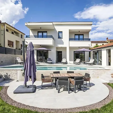 Cascada By Interhome Апартаменты Muntic